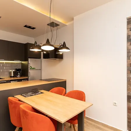 Delmare Val テッサロニキ