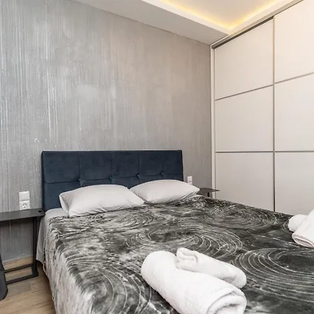 Delmare Val Апартаменты