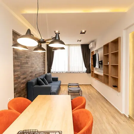 Delmare Val * テッサロニキ