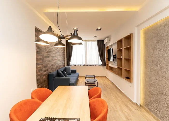 Delmare Val * סלוניקי